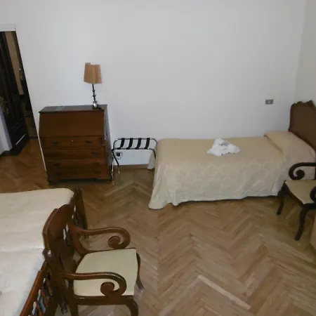 Hotel Maria 2*
