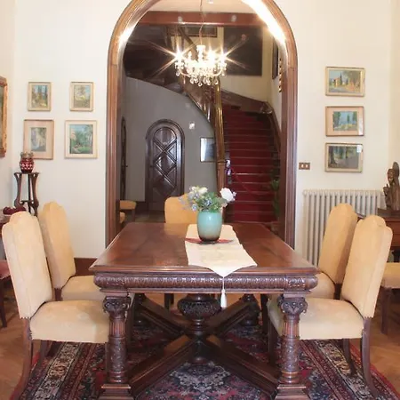 Hotel Maria 2*
