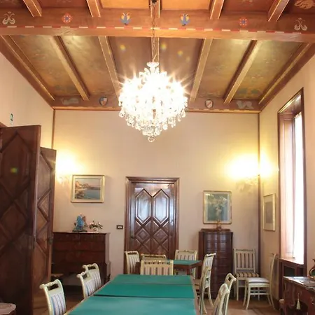 Hotel Maria 2*